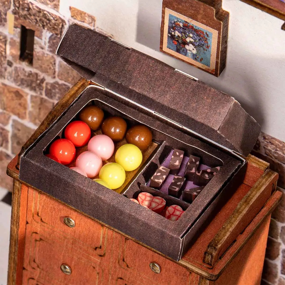 Rolife DIY Miniature House - Henry's Chocolate DG174