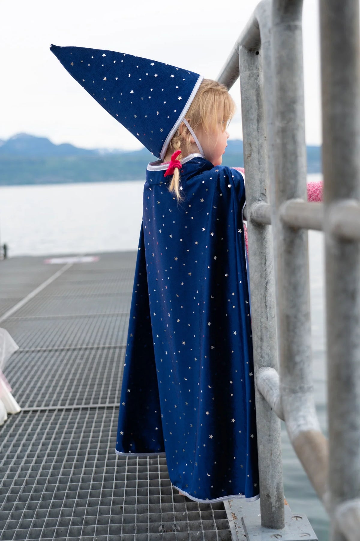 Chapeau et cape de sorcier 4 - 6 ans