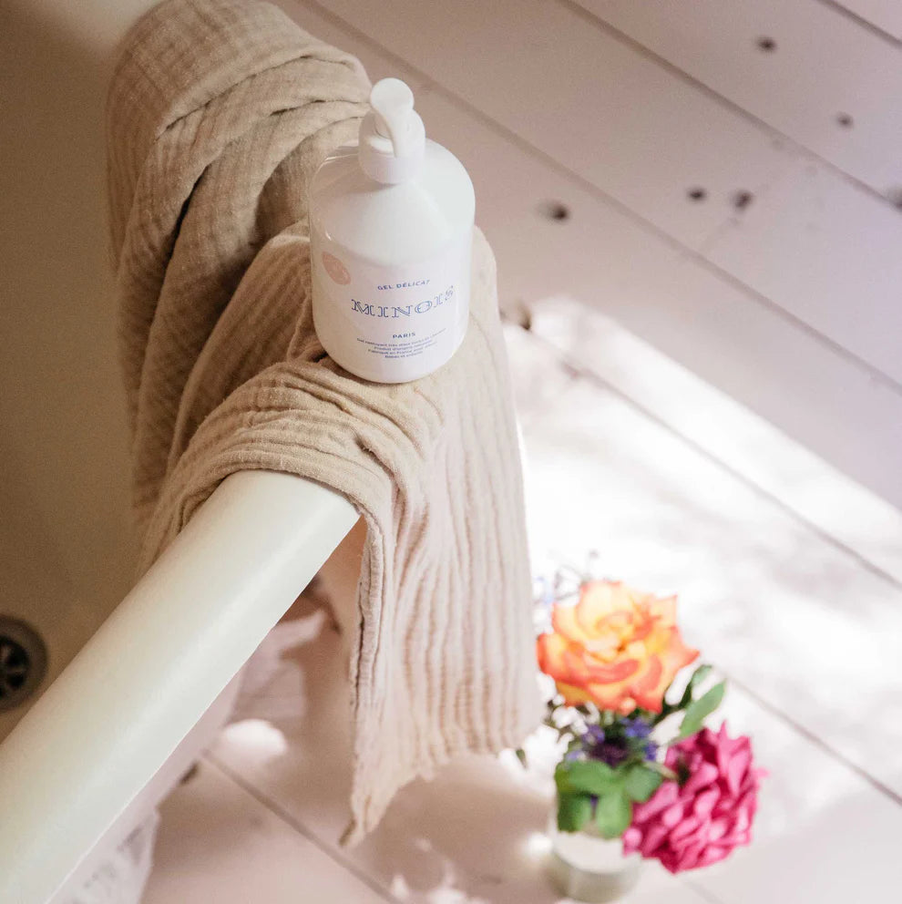 Gel délicat nettoyant pour la douche