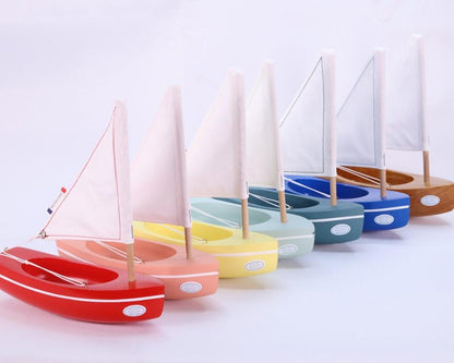 Bateau jouet en bois – Le bâchi – 17cm
