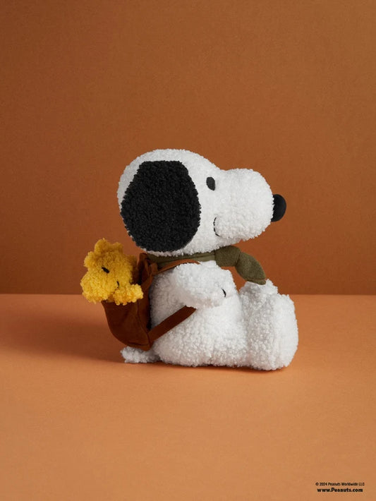 Snoopy avec Woodstock dans son sac à dos 20cm