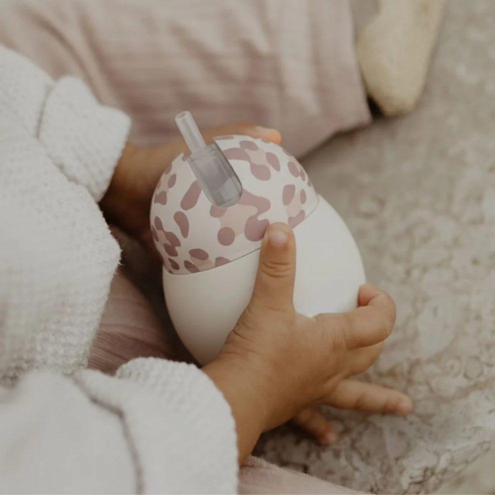 Tasse à paille lestée en silicone médical